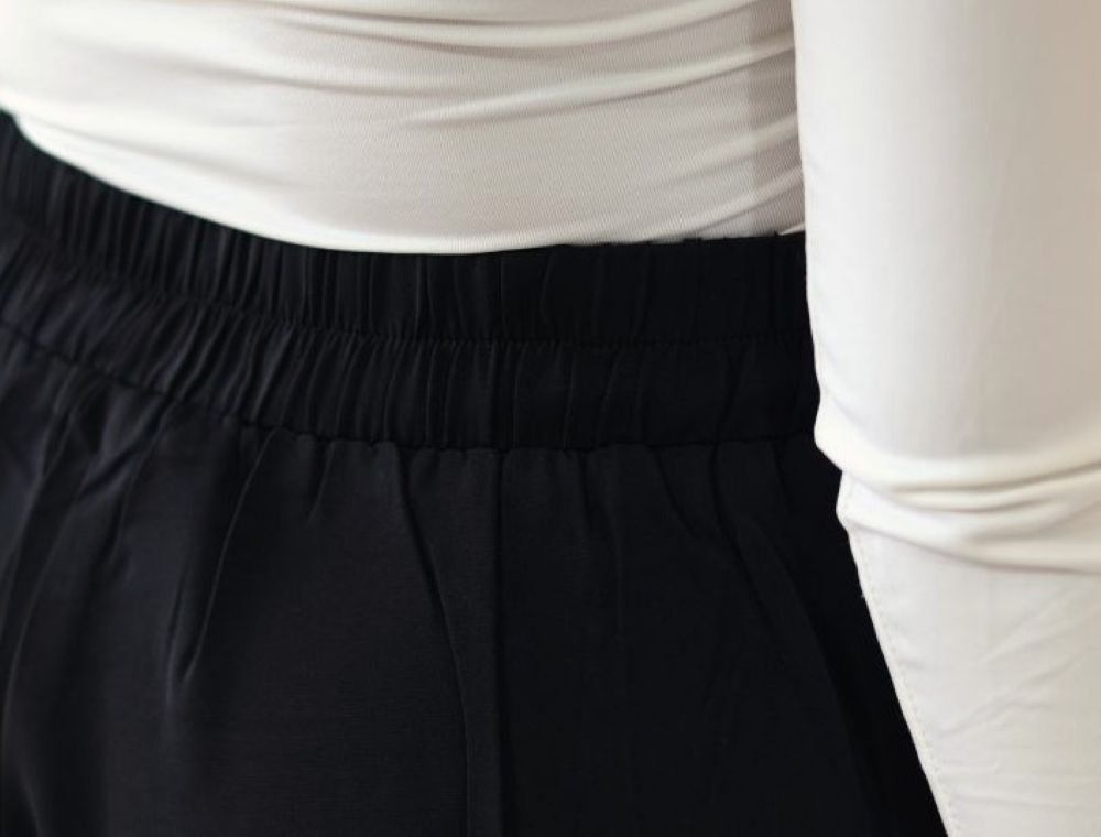 pantalon-palazzo-femme-noir-fluide-modele-maria-seylina